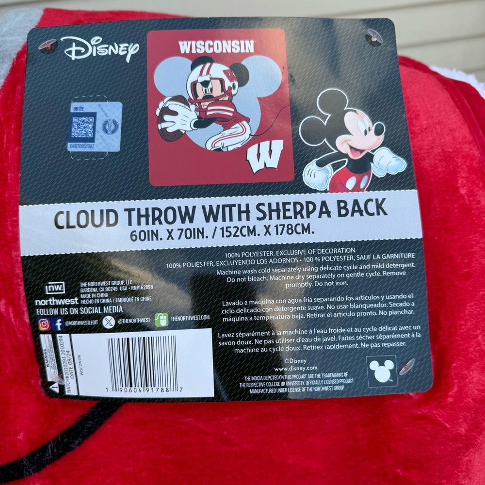 Disney Red and Gray Cloud Throw with Sherpa Back
